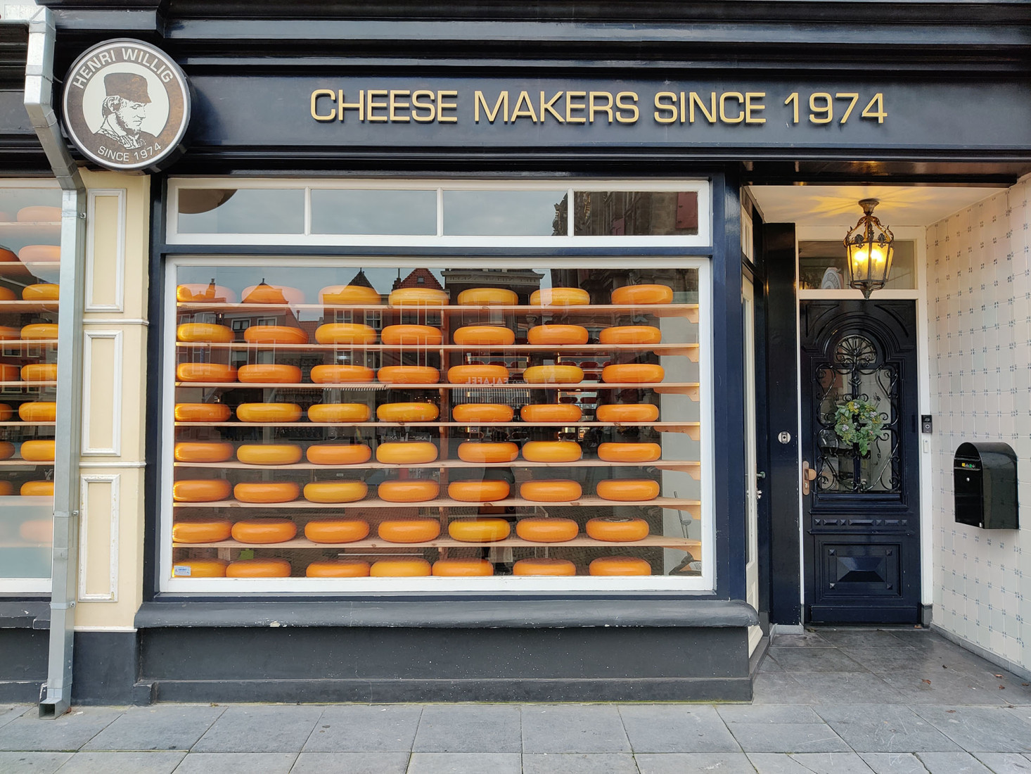 This is a cheese shop chain addressed to tourists, but it's a good shot